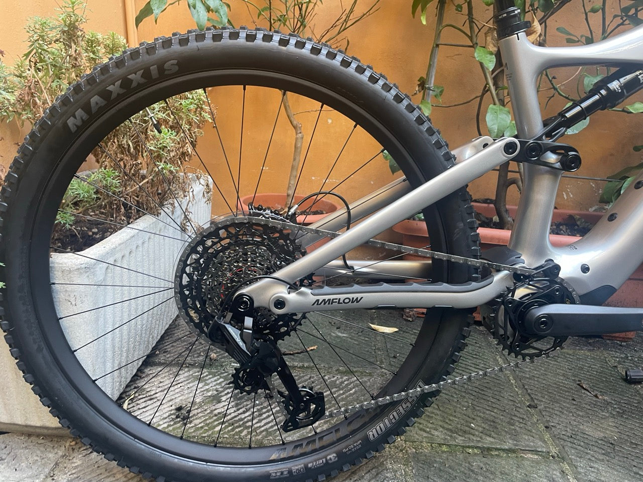 Amflow PL Carbon (800 Wh)