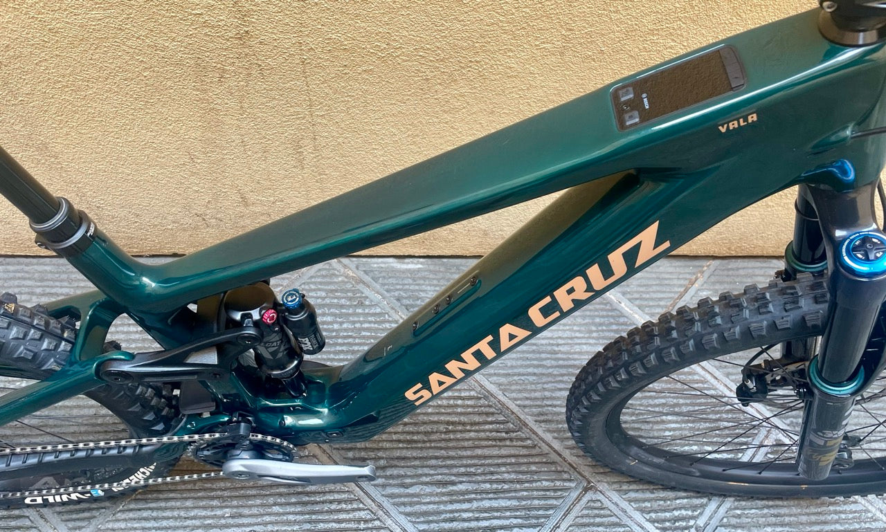 SANTA CRUZ VALA GX AXS