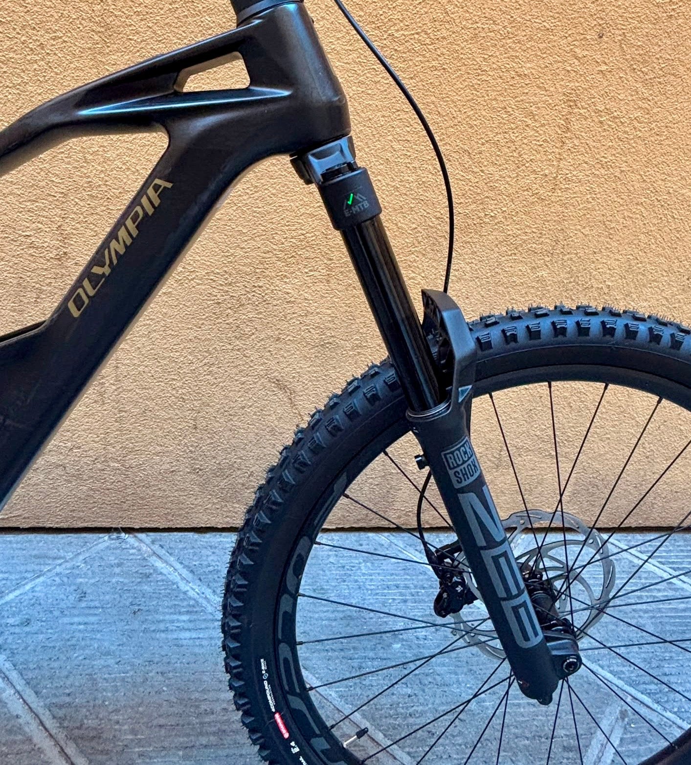 OLYMPIA HEKTON 180 PRO