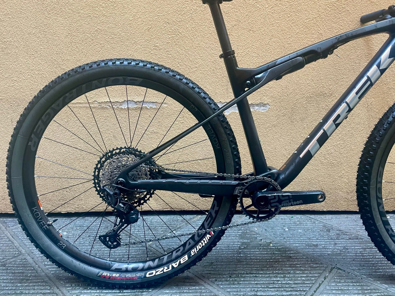 Trek Supercaliber 9.8 XT 12V.