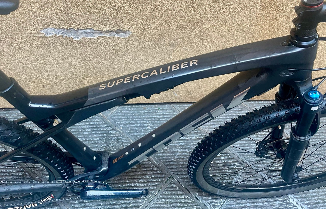 Trek Supercaliber 9.8 XT 12V.