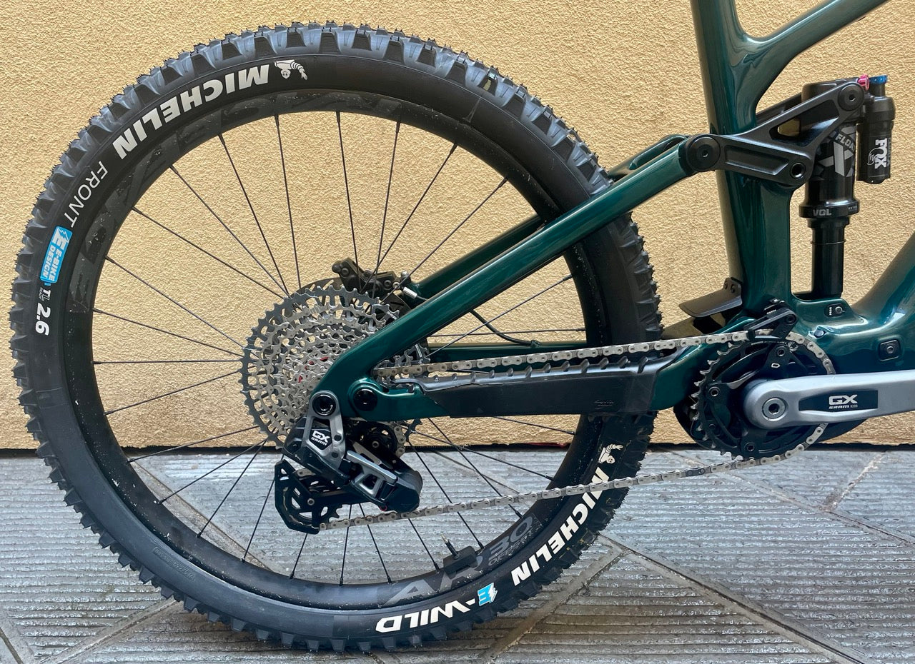 SANTA CRUZ VALA GX AXS