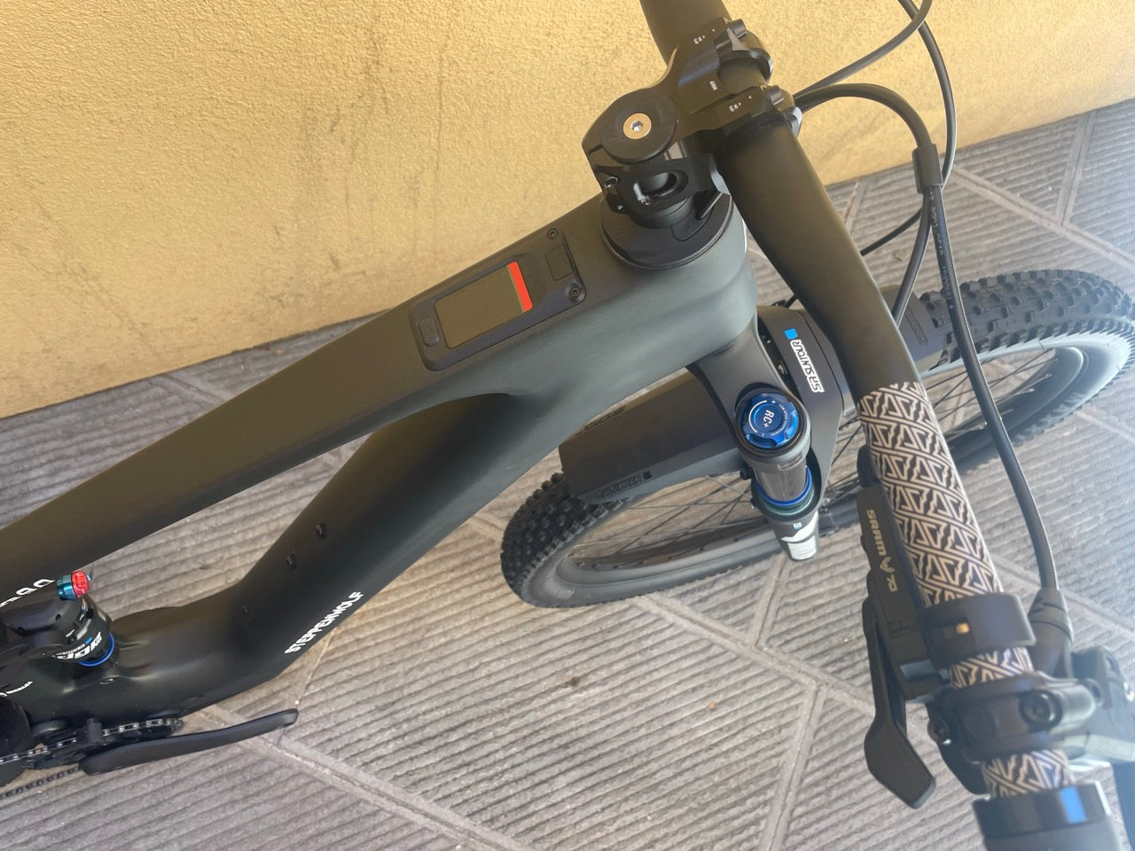 Steppenwolf Tundra 9 | Avinox m2s 130 Nm