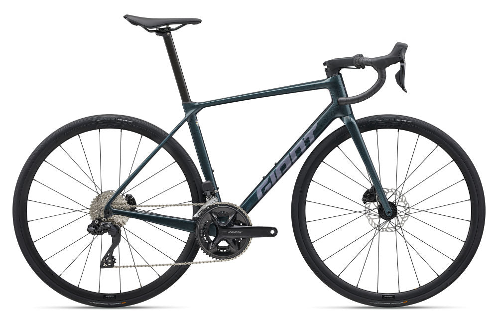 GIANT TCR ADVANCED 1 KOM 2025